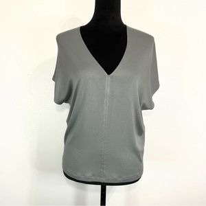 NWT - VINCE Double V-Neck Popover